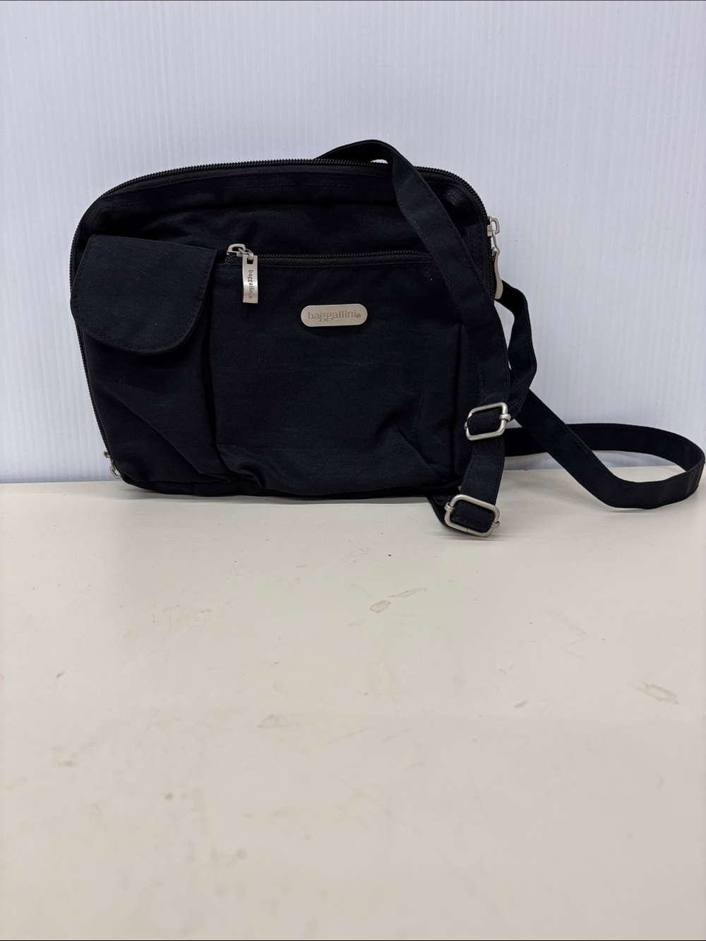 Baggallini Black Messenger Crossbody Bag